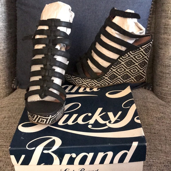 Platform wedges - Picture 1 of 9